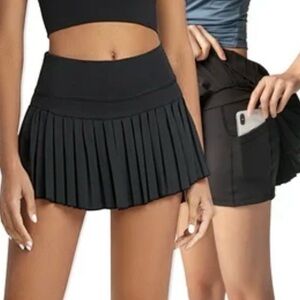 Women Tennis Pleated Skirt With Pockets on Inner Shorts High Waist Size L
